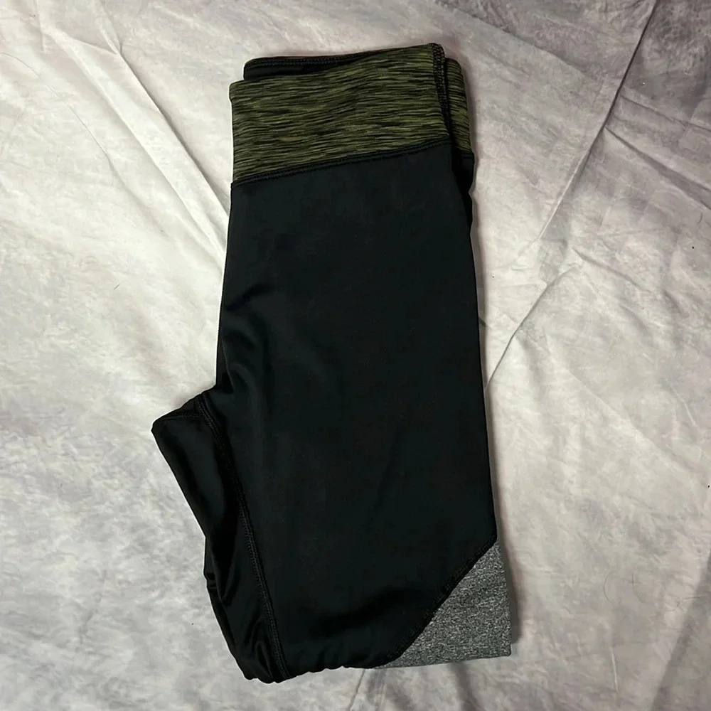 Marika Olive Green, Gray and Black Colorblock Leggings - Medium - Picture 5 of 6